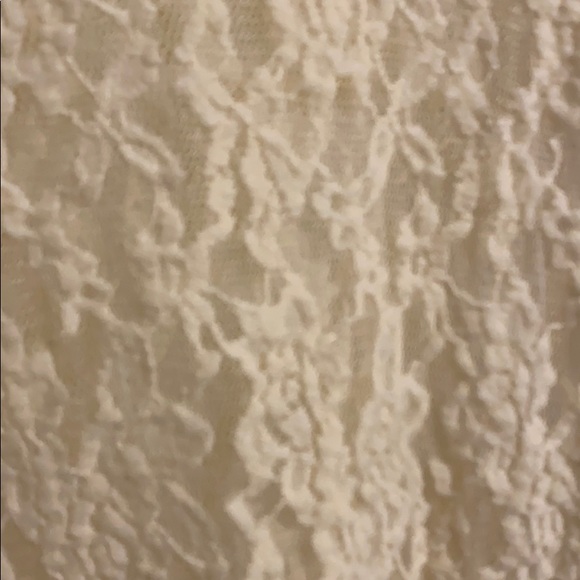 Maurice’s size 0 cream colored top - Picture 2 of 5